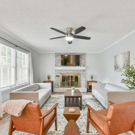 Cozy Home With Arcade, Ping Pong & Fenced Backyard Lawrenceville Exterior foto