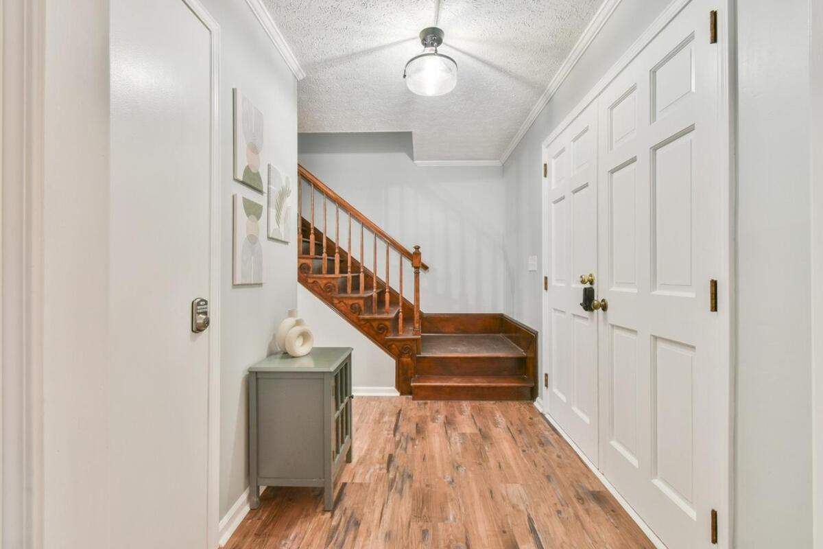 Cozy Home With Arcade, Ping Pong & Fenced Backyard Lawrenceville Exterior foto