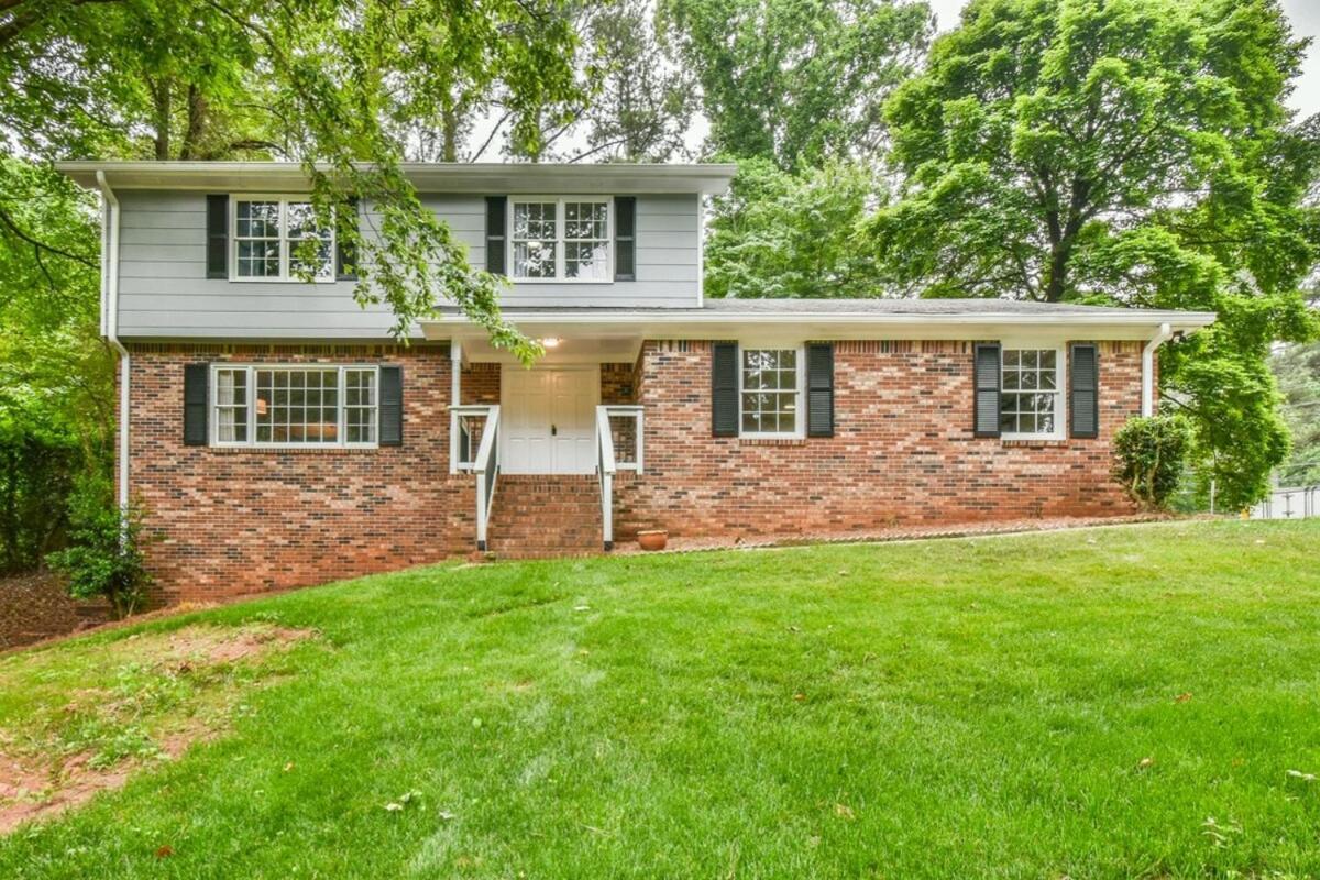 Cozy Home With Arcade, Ping Pong & Fenced Backyard Lawrenceville Exterior foto